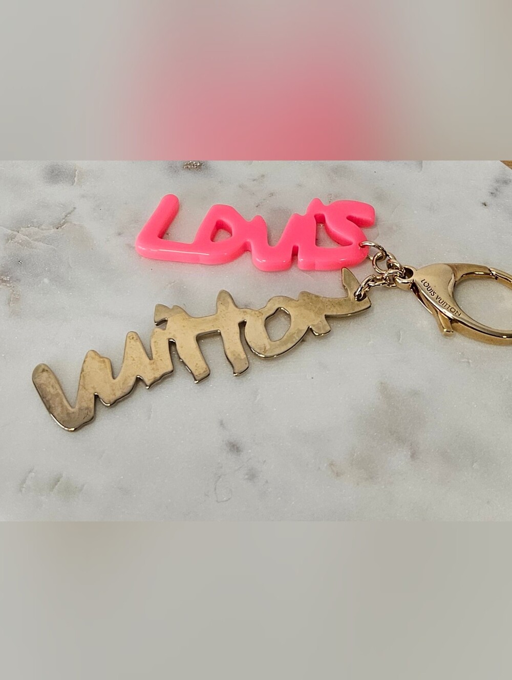 Louis Vuitton Hot Pink and Gold Grafitti Keyring Charm 💖 - Picture 2 of 4